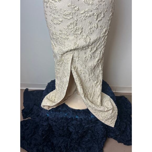 Oleg Cassini Off The Shoulder Ruched Jacquard sz 6 formal - Picture 9 of 11